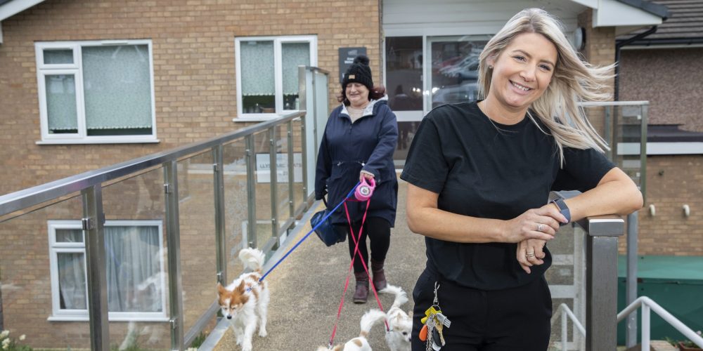 PAID WORK OPPORTUNITIES FOR SOCIAL HOUSING TENANTS Creating Enterprise